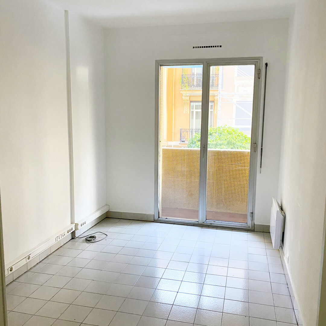 PETIT BUREAU - IMMEUBLE LES ORANGERS - Appartamenti da affittare a MonteCarlo