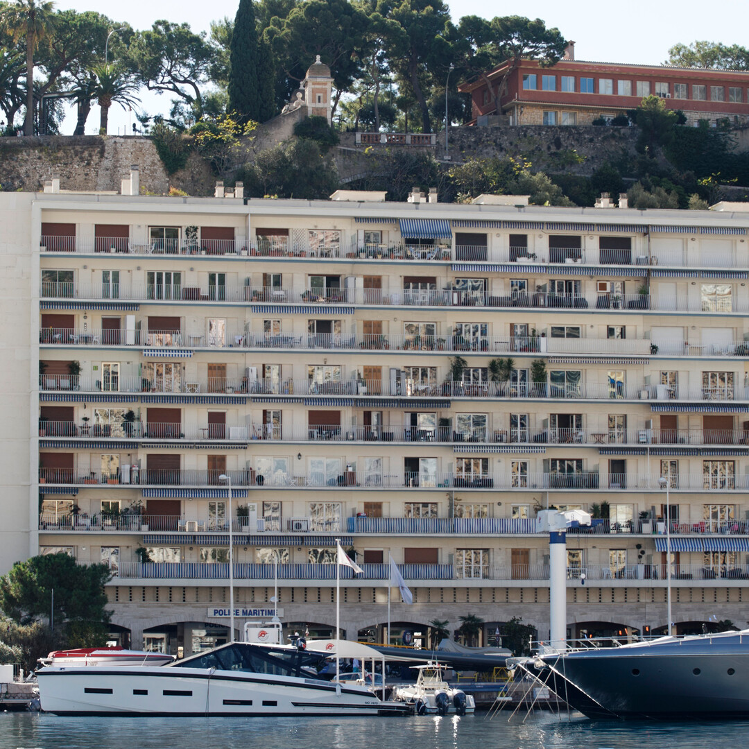 3 STANZE A RUSCINO CON GARAGE - Appartamenti da affittare a MonteCarlo