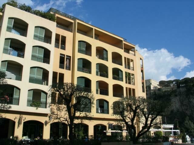 UFFICIO AMMINISTRATIVO - FONTVIELLE - Appartamenti da affittare a MonteCarlo