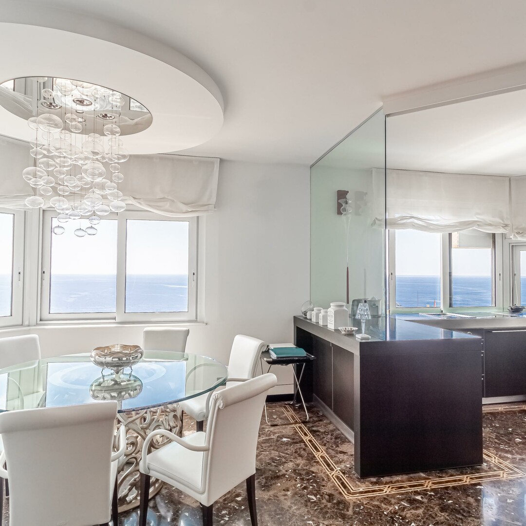 Grande appartamento ammobiliato | Vista mare - Appartamenti da affittare a MonteCarlo