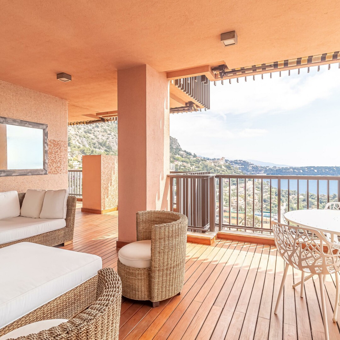 Grande appartamento ammobiliato | Vista mare - Appartamenti da affittare a MonteCarlo