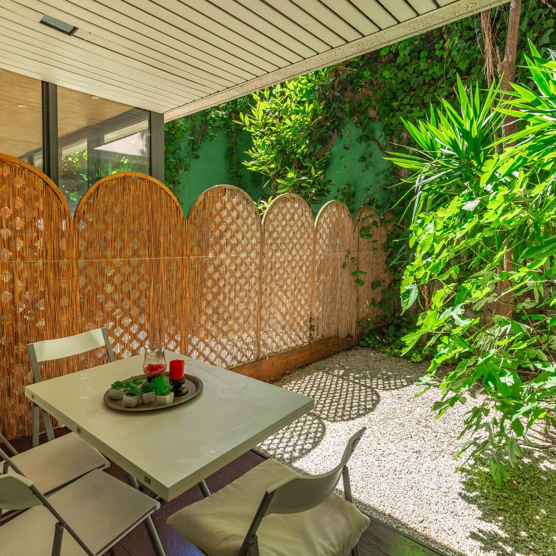 MONOLOCALE ARREDATO CON GIARDINO - Appartamenti da affittare a MonteCarlo