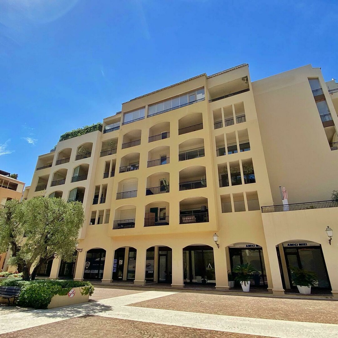 Ufficio con vista sulla vetrina e sul porto di Fontvielle - Appartamenti da affittare a MonteCarlo