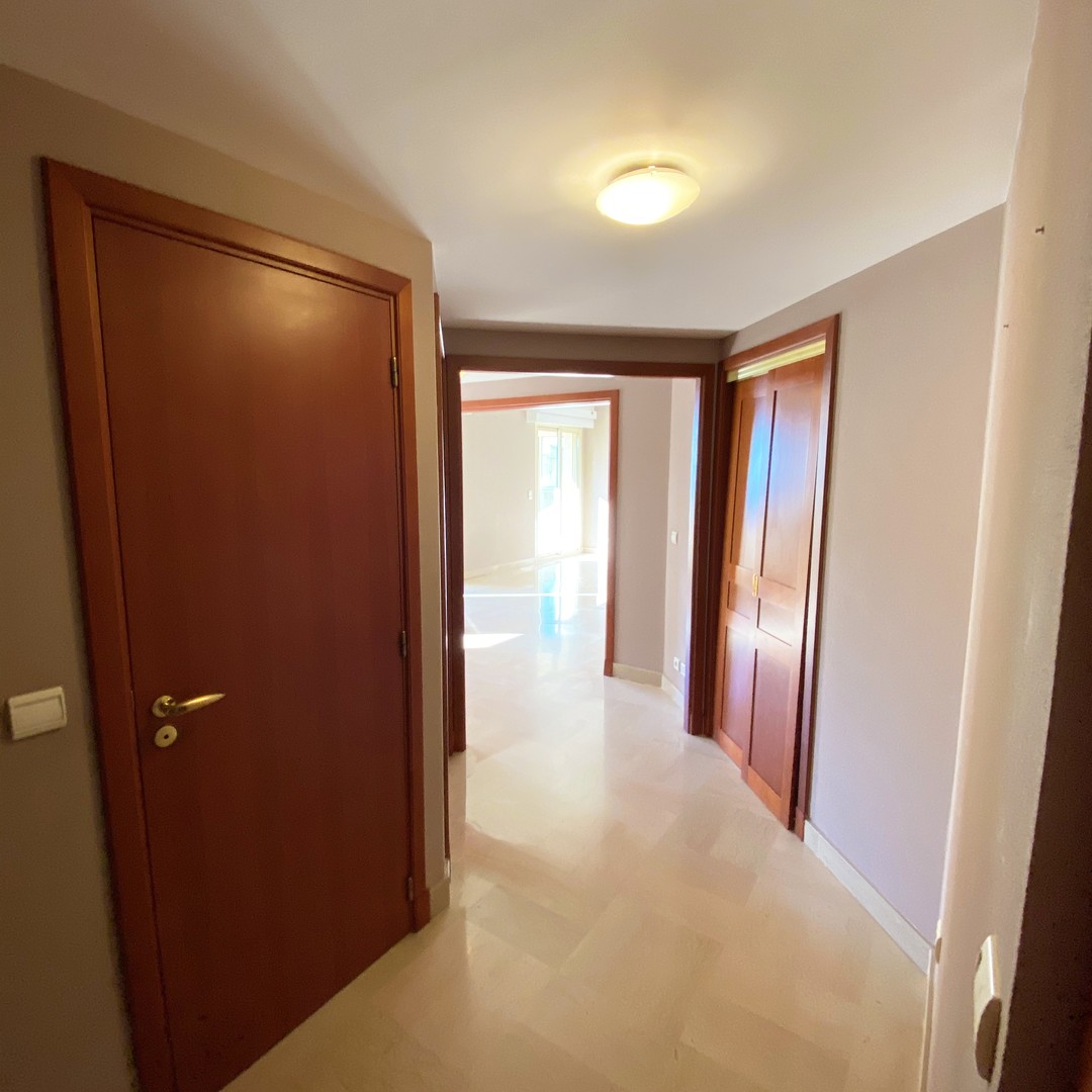 APPARTEMENT 4 PIECES / LE ROCAZUR - BLOC B