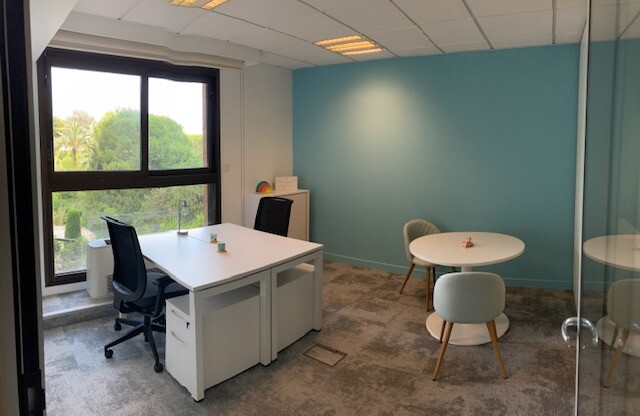 Ufficio completamente attrezzato con 1 stanza - 3 persone