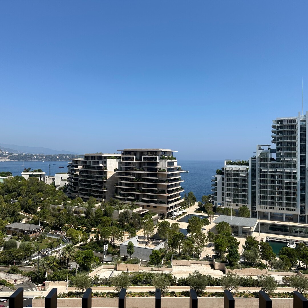 MIRABEAU: 3 CAMERE - TERRAZZA - VISTA MARE - PARCHEGGIO
