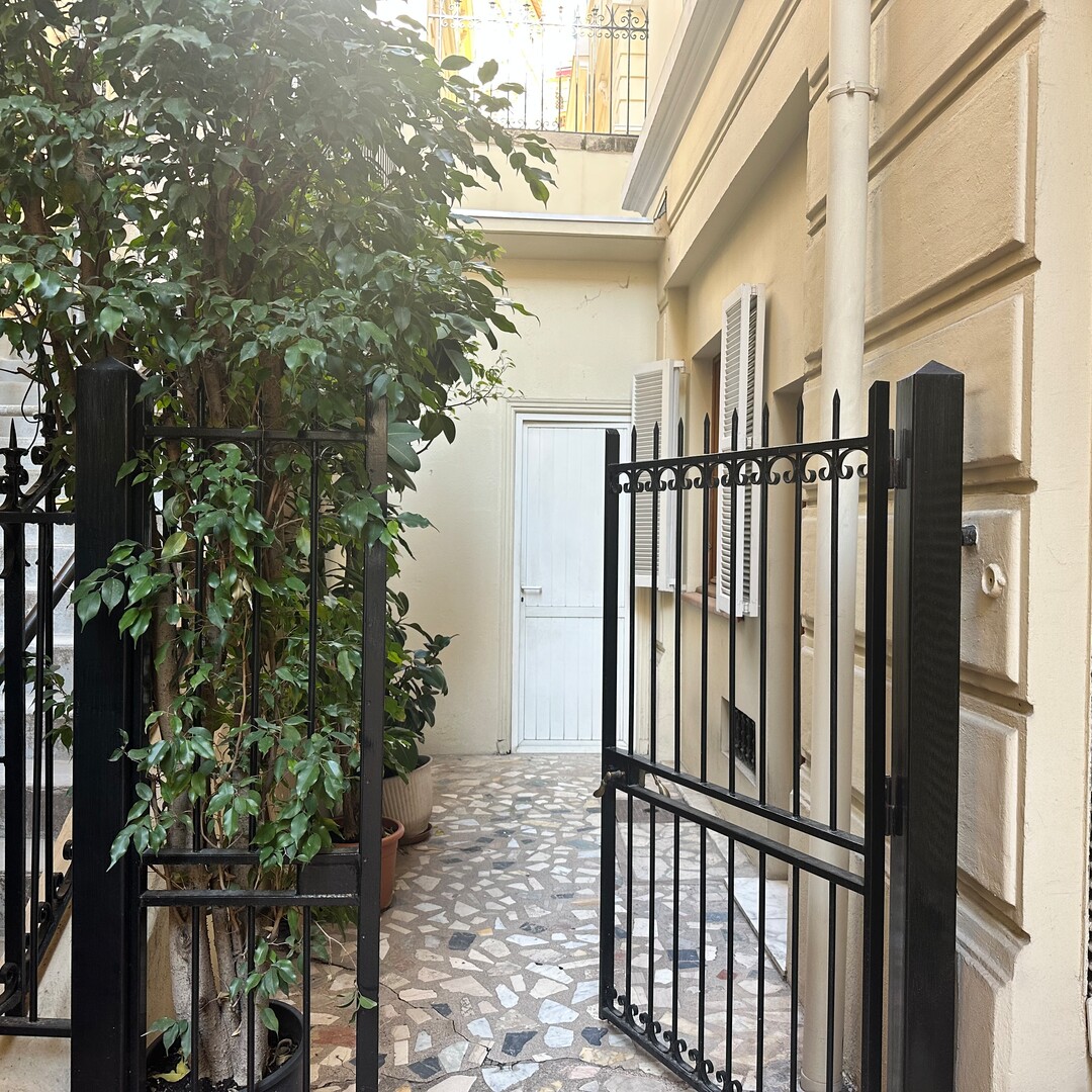 Monte Carlo: 2 STANZE IN AFFITTO