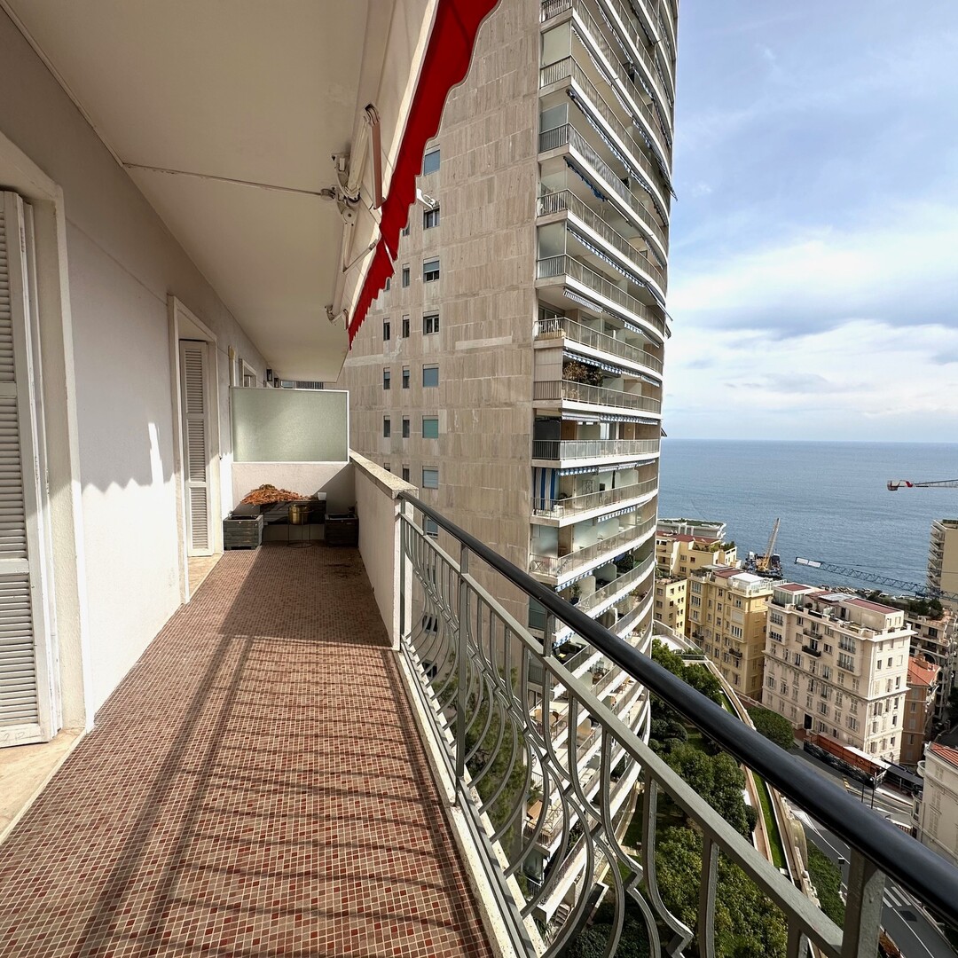 AUTEUIL : 3P - TERRAZZA - VISTA SUL MARE