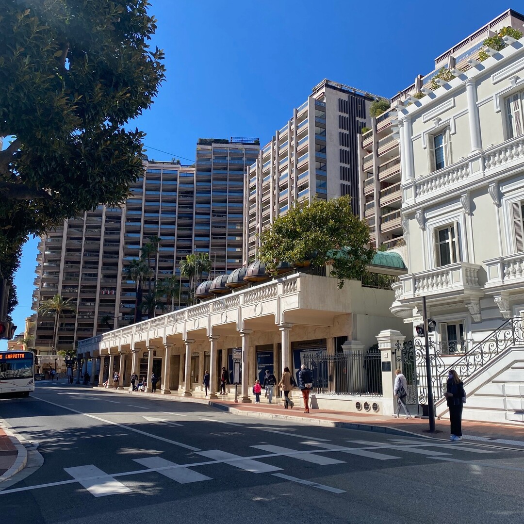 CARRÉ D'OR - PARK PALACE - GESTIONE O LOCAZIONE TEMPORANEA