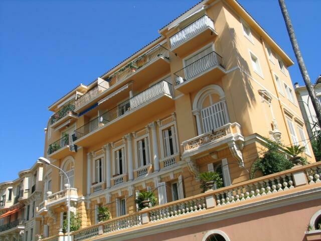 QUARTIERE  STAZIONE DI MONACO - MONOLOCALE - VILLA DIANA