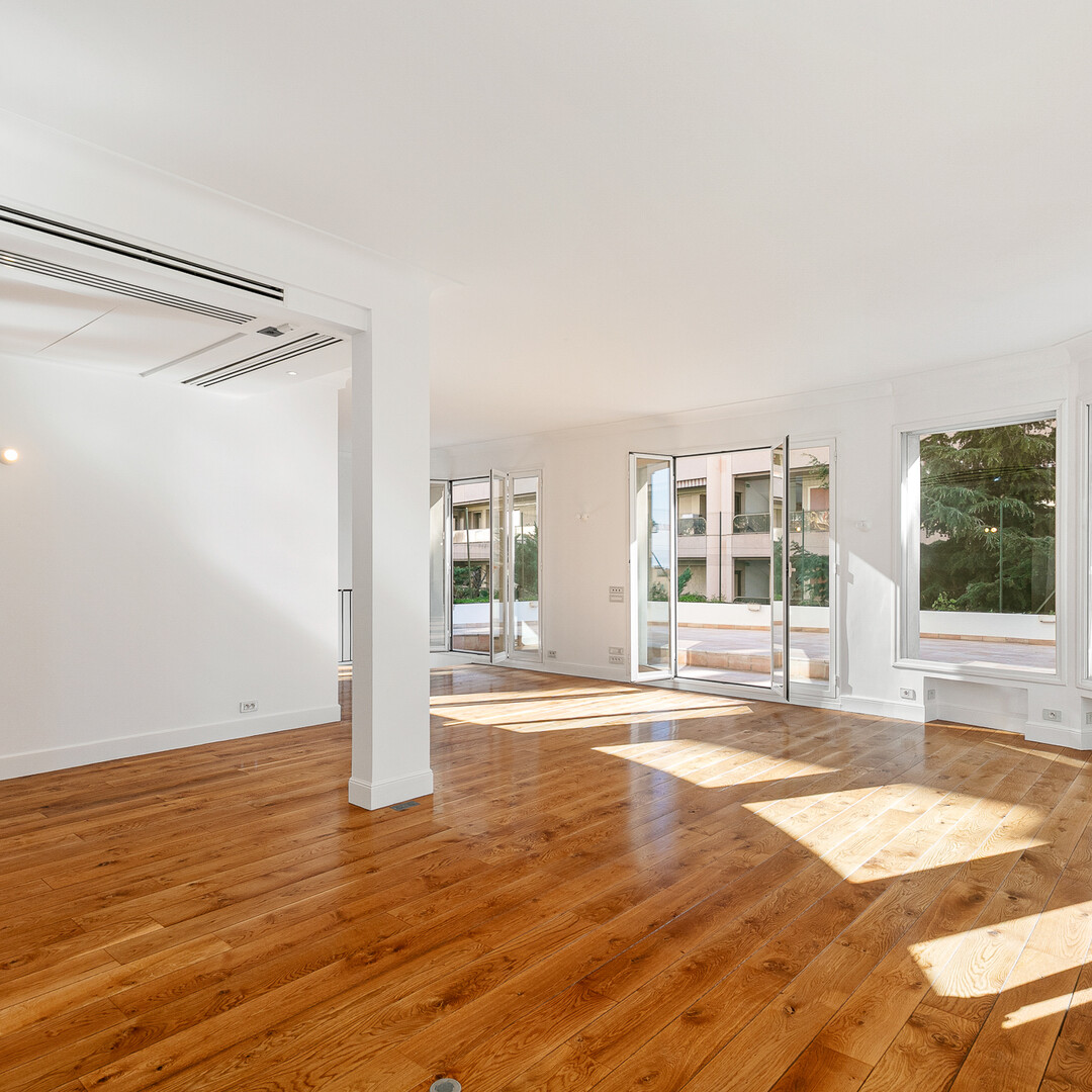 Esclusiva - Elegante duplex familiare con giardino e terrazza