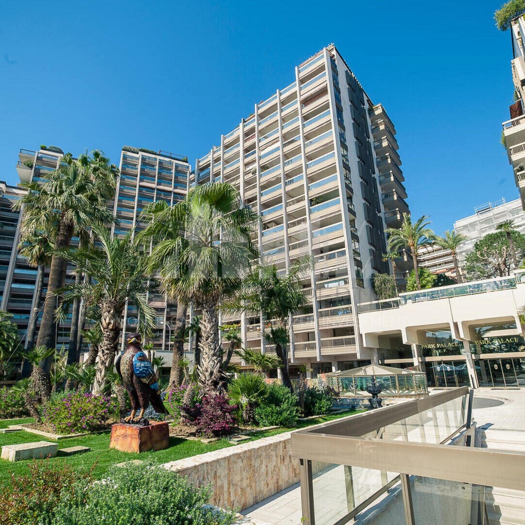 Locazione commerciale di 743 m² nel cuore del Carré d'Or