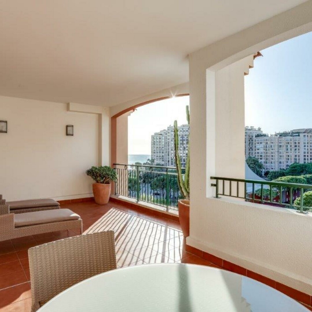Bell’appartamento con 2 camere sulla Marina di Fontvieille con vista mare