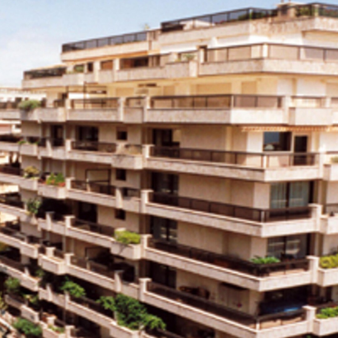 Monolocale con giardino – Uso misto – Miells Monaco