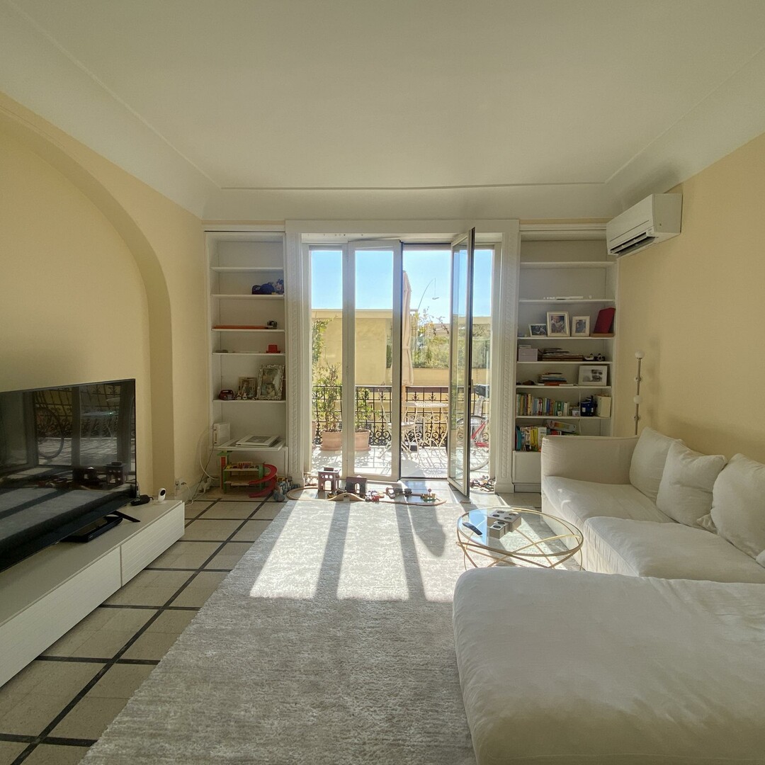 Trilocale in condominio d'epoca