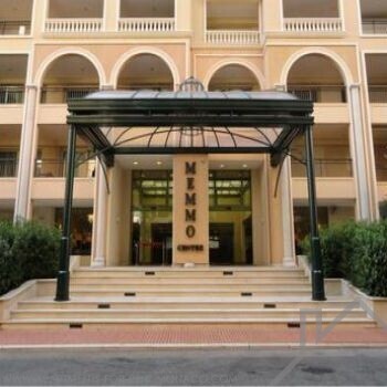 Grande appartamento con vista mare