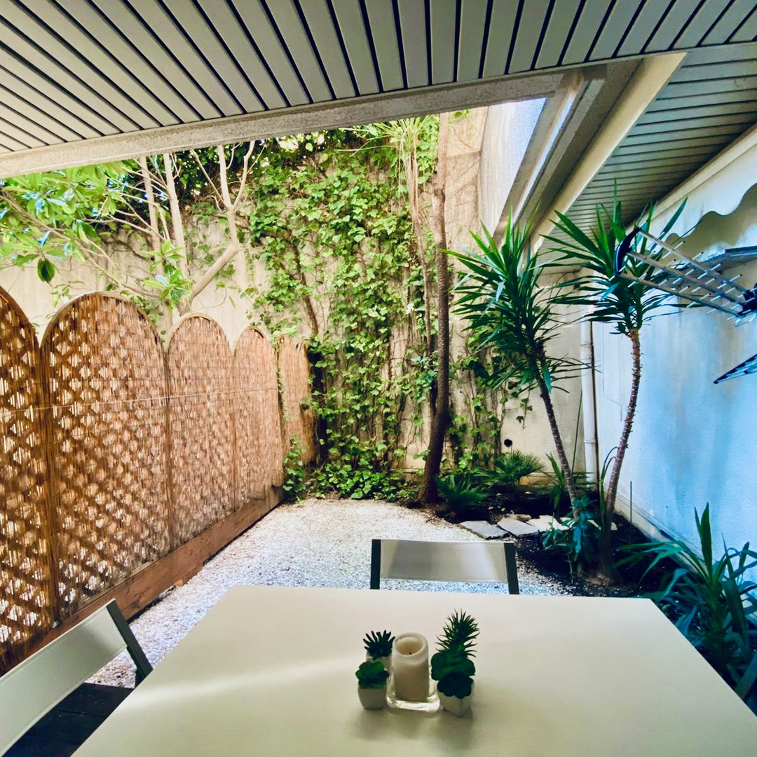 Studio ristrutturato con giardino privato -  Uso misto