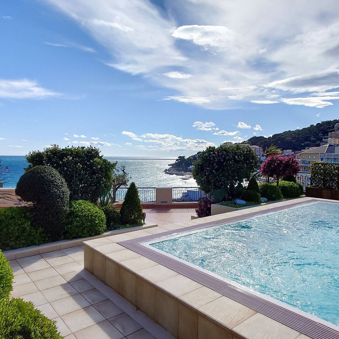 SONTUOSO ROOFTOP CON PISCINA PRIVATA E VISTA MARE