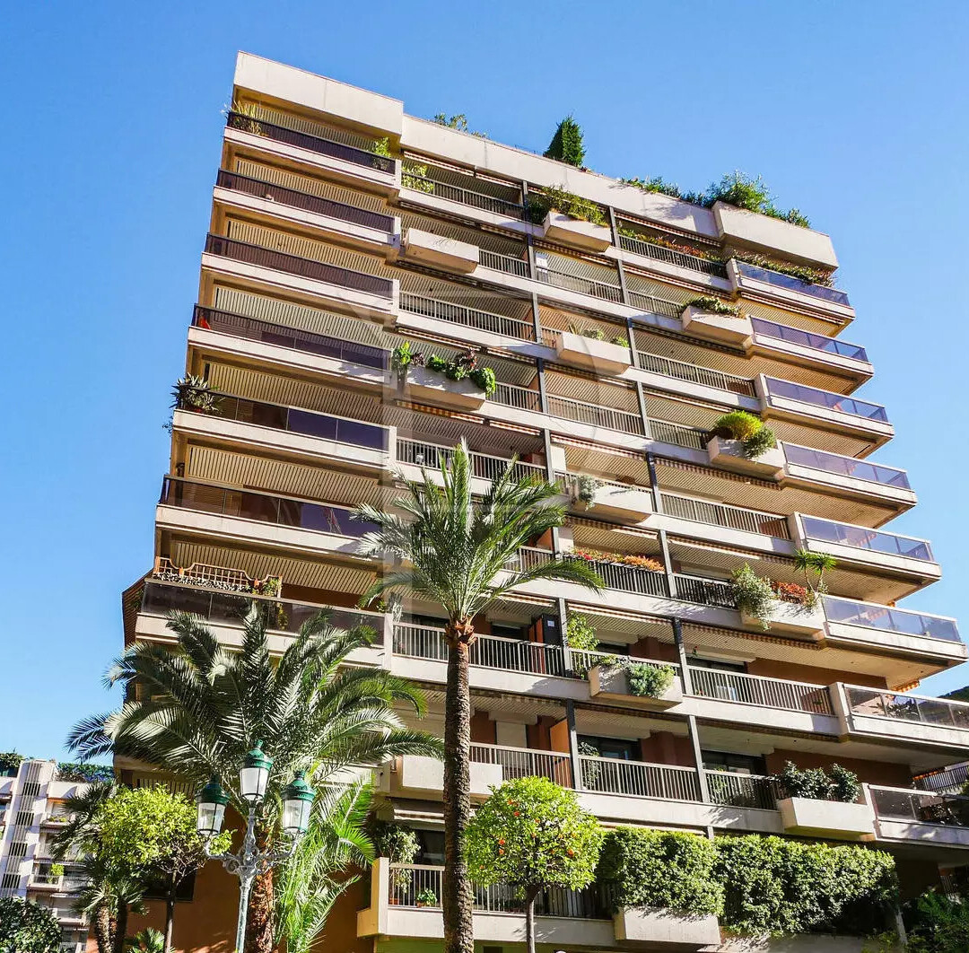 PARKING - LES ACANTHES