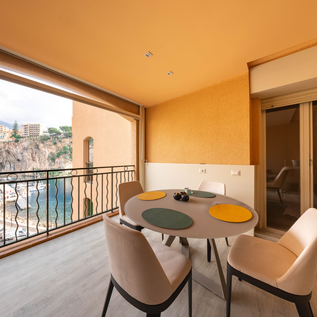 Fontvieille - Raro appartamento semiarredato con 2 stanze e vista mare e parcheggio