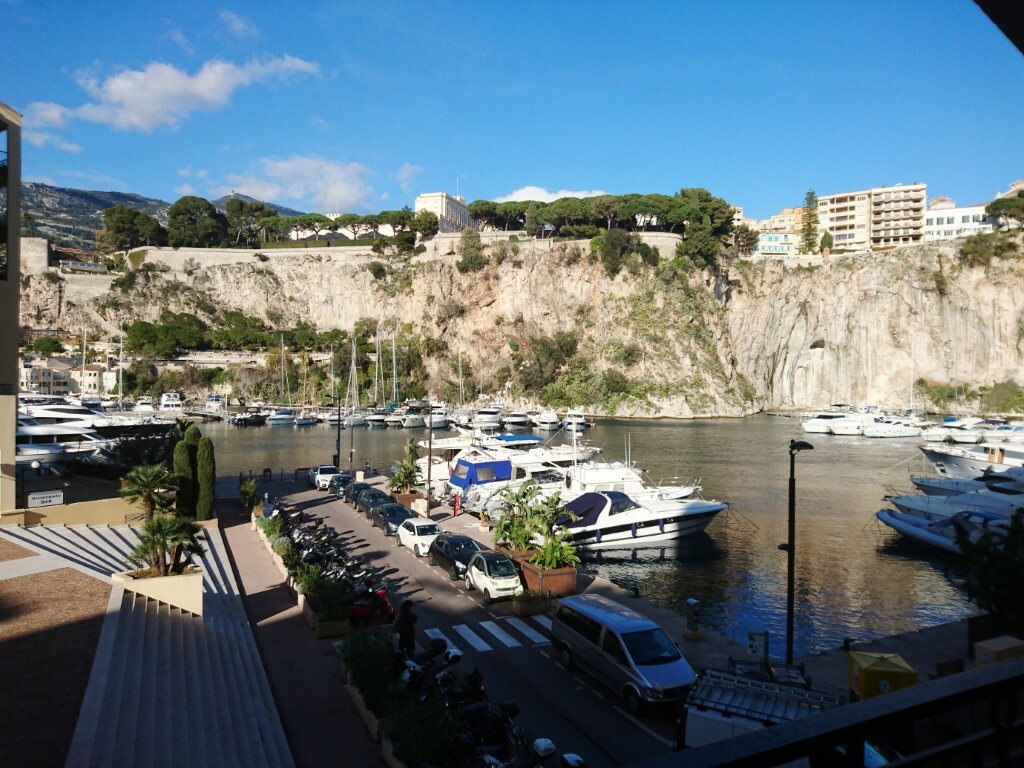 BILOCALE IN AFFITTO - FONTVIEILLE