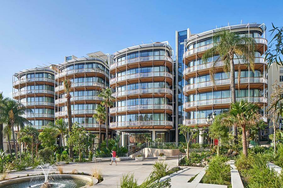 Magnifico duplex con vista eccezionale sulla piazza del casinò e sul mare