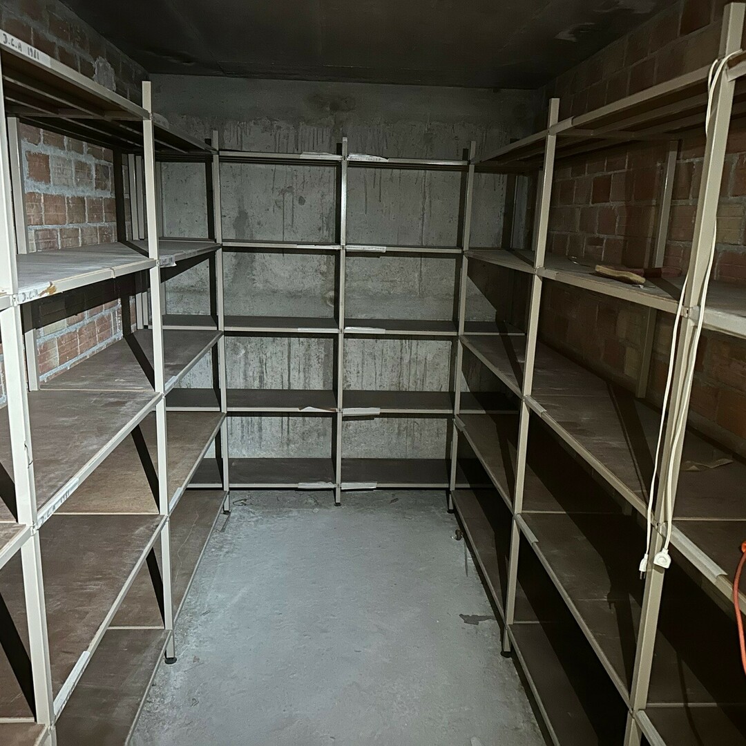 CANTINA IN AFFITTO PRESSO LA TORRE DEL SOLE - Appartamenti da affittare a MonteCarlo