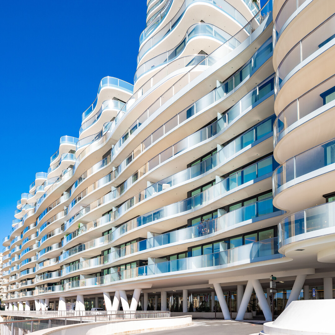 APPARTAMENTO CON 3 CAMERE DA LETTO IN UNA RESIDENZA DI PRESTIGIO - Appartamenti da affittare a MonteCarlo